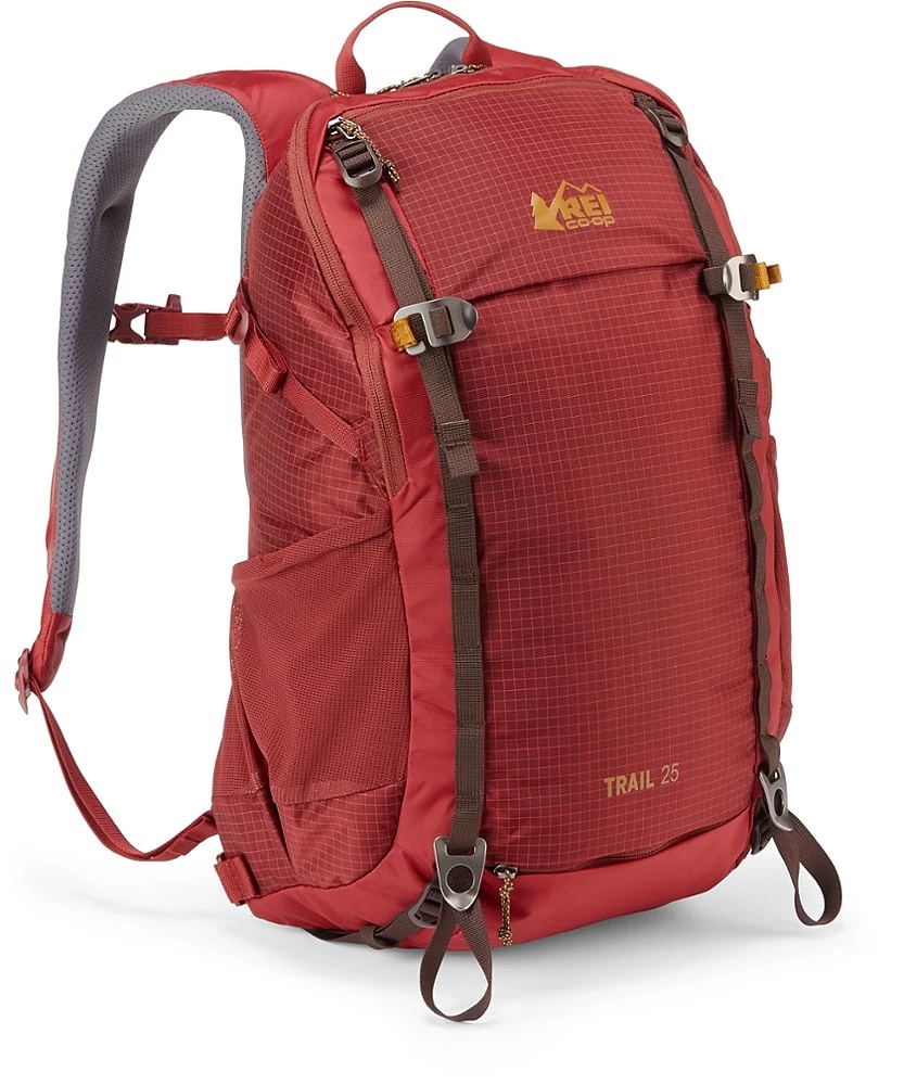 REI Trail 25 1 REI Trail 25