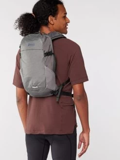 REI Co-op Link 10 L Hydration Pack